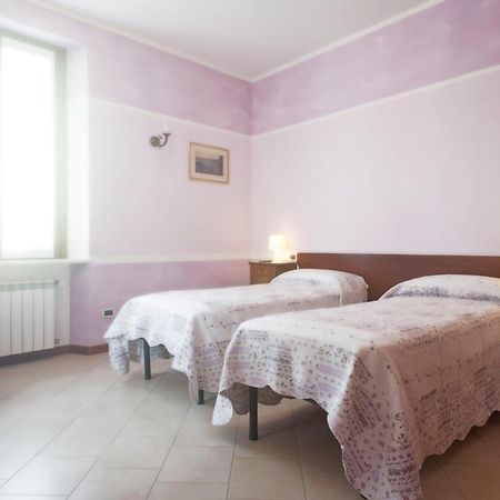 Villa Dircea CastellʼArquato Exteriör bild